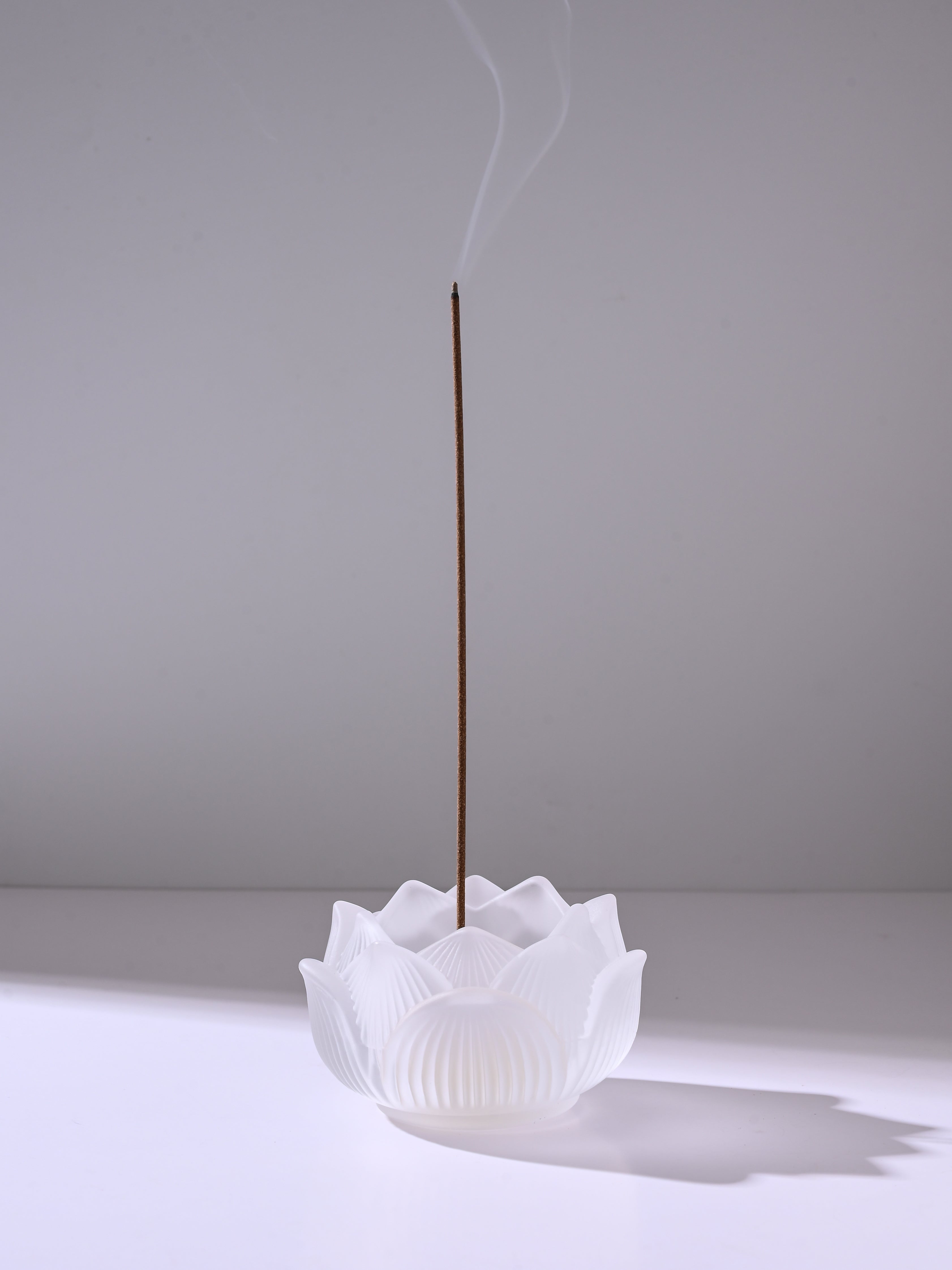 White Lotus Incense Holder | Handcrafted Liuli Glass, Zen & Serenity